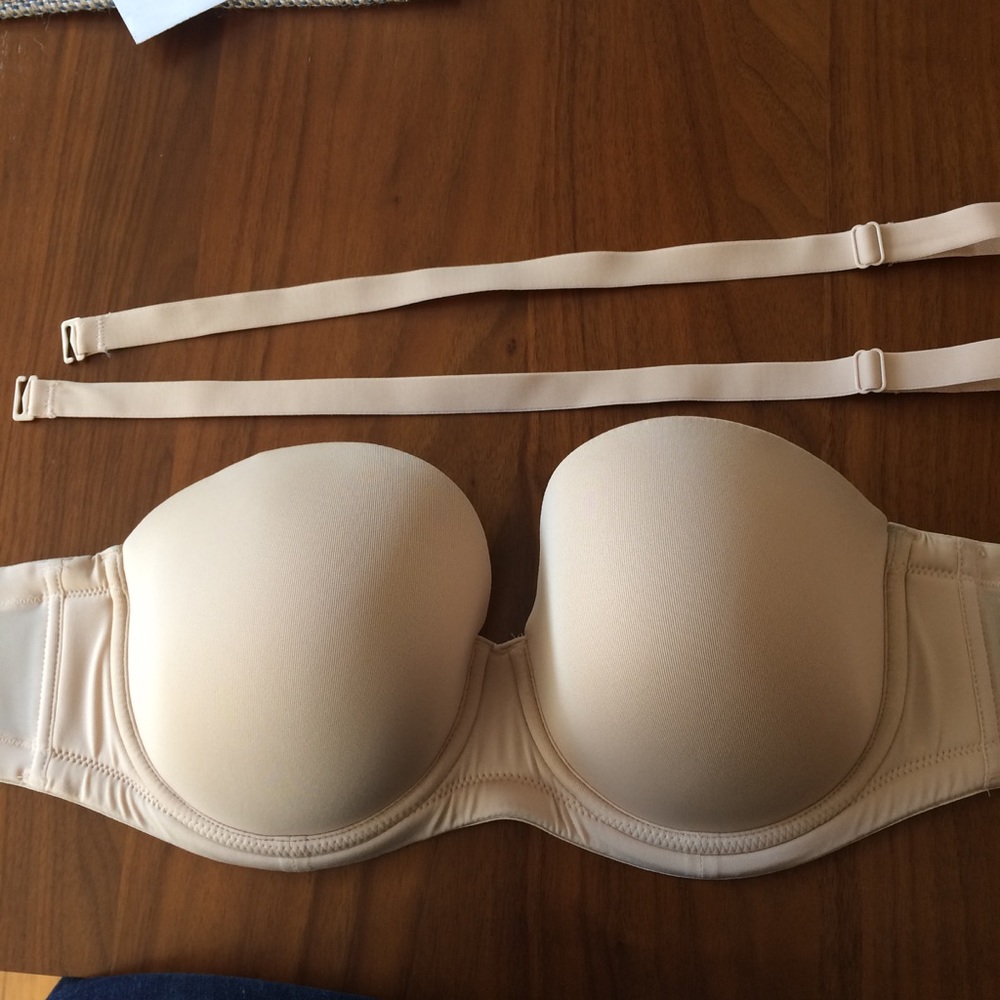 Wacoal strapless/convertible bra